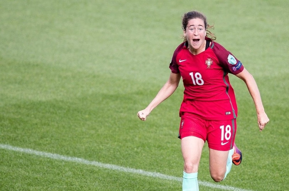Futebol feminino: Portugal derrotado pelos Estados Unidos no primeiro de  dois jogos