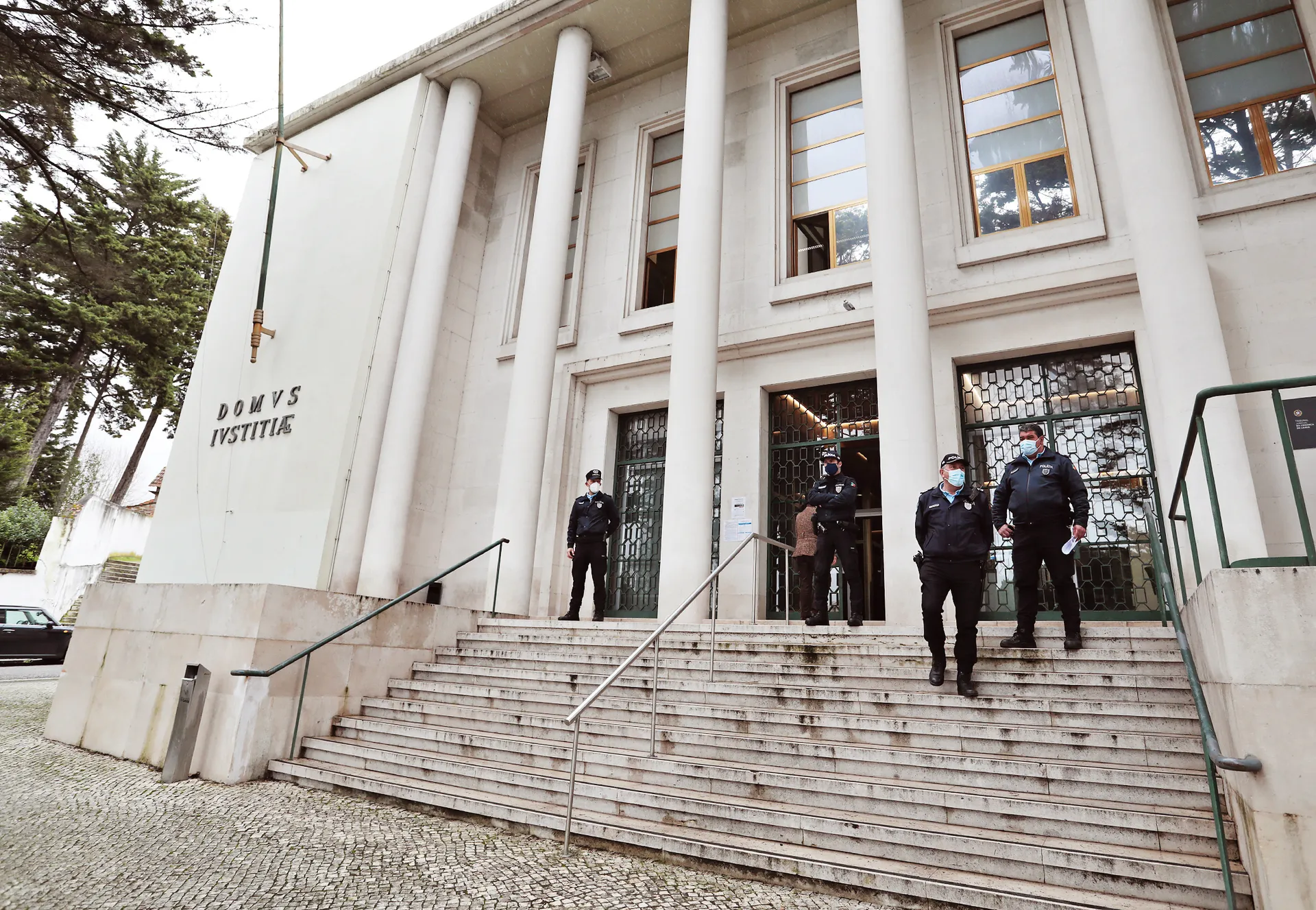 Site tribunal de leiria julgamento lfc
