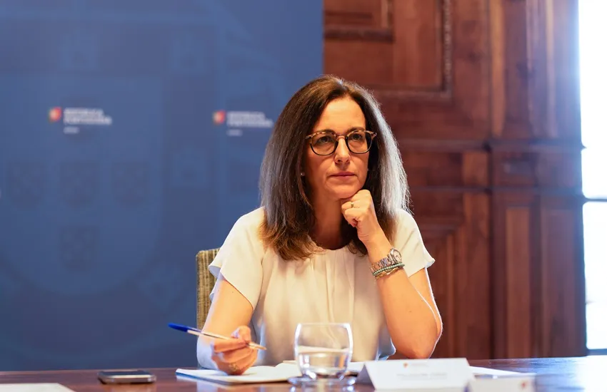 Ministra da justiça 2