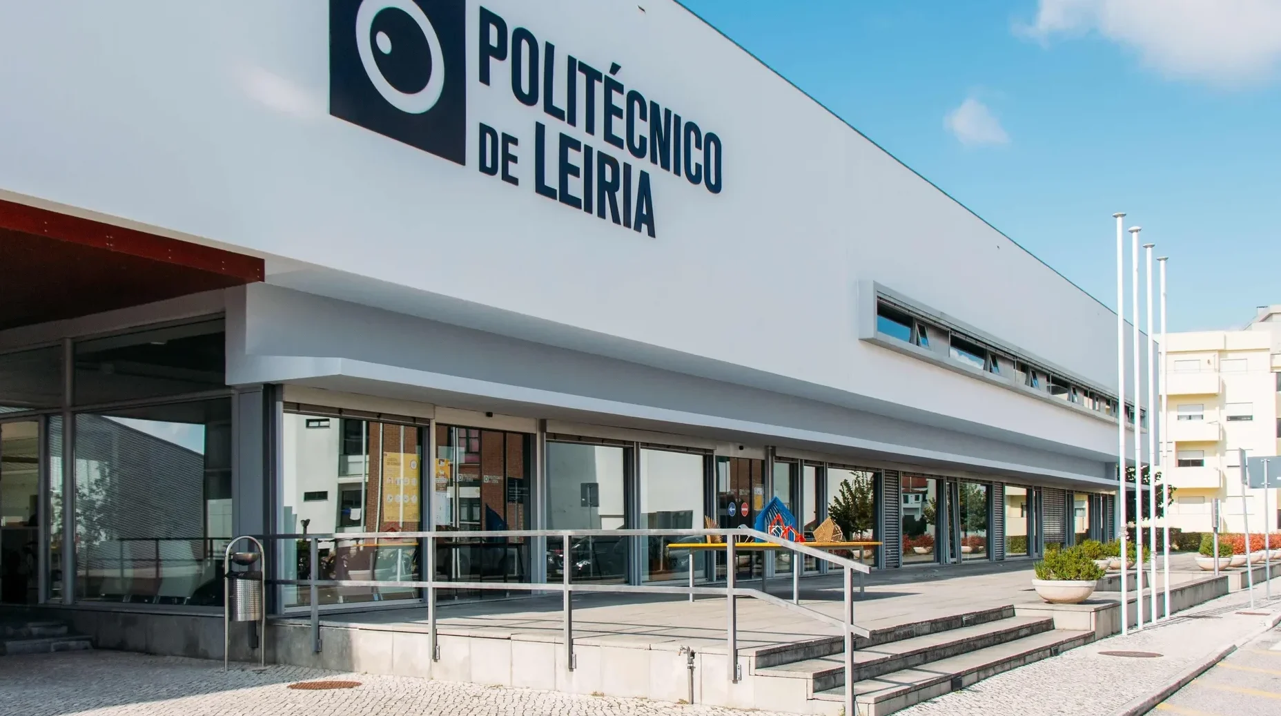 P8 Fachada Principal Politécnico De Leiria Serviços Centrais