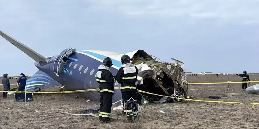 Acidente De Avião No Cazaquistão Afp