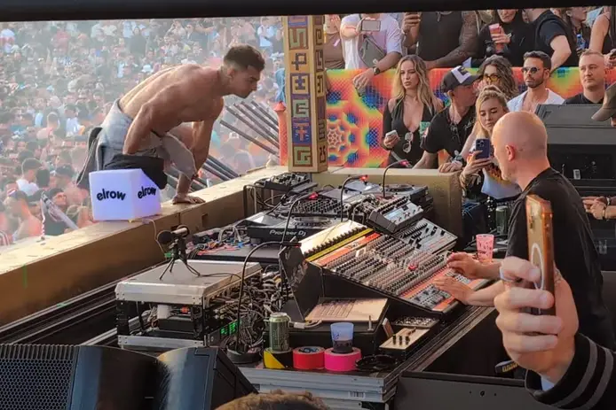 Dj Alemão Atacado Durante Festival