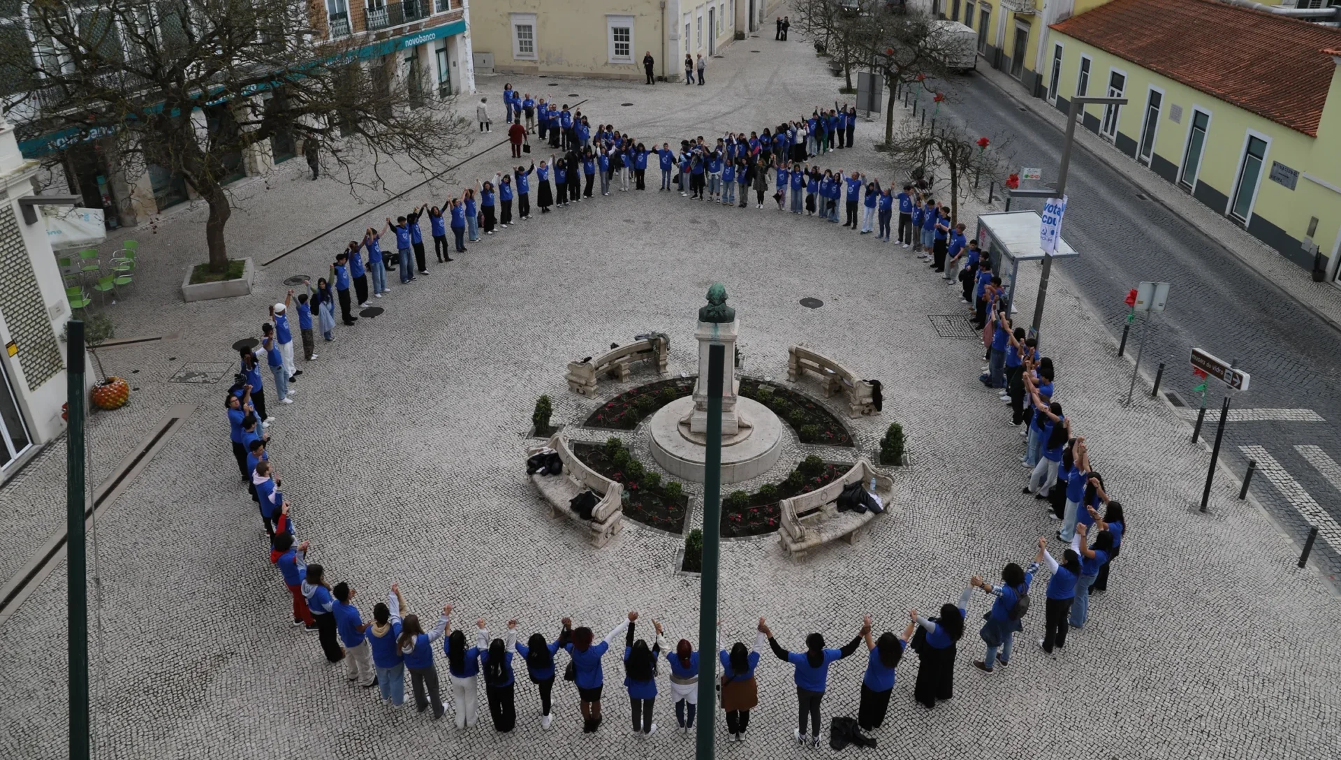P11 Laço Azul Humano Cmmg