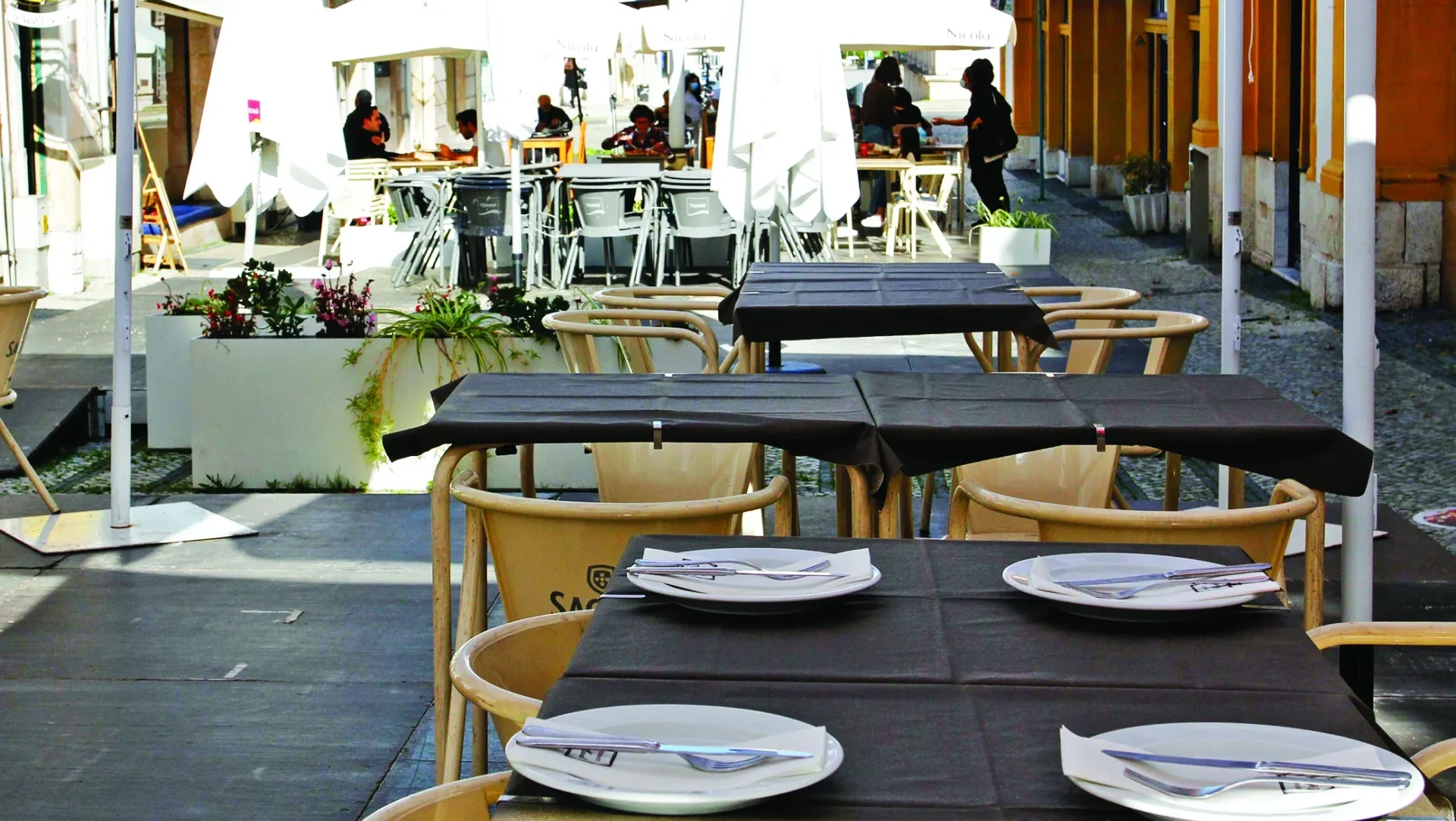 P12 Restaurantes Novembro2020 Lfc