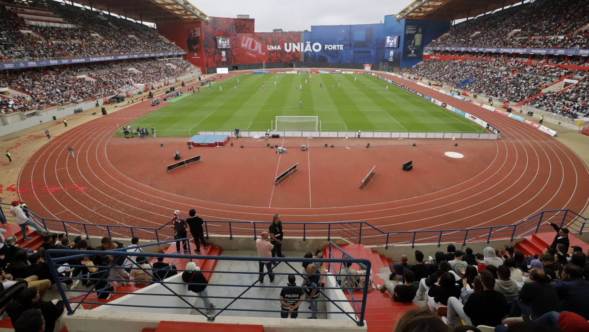 Estadio Municipal De Leiria 3