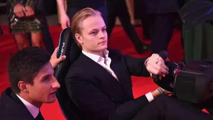 Filho De Princesa Noruega