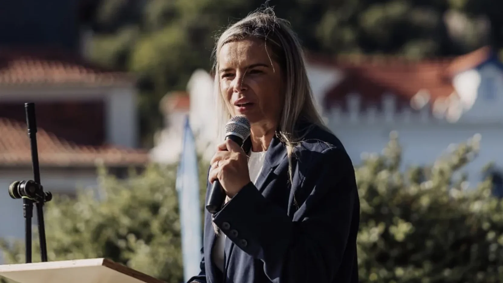 P13 Branca Matos Na Apresentaçaõ Dos Candidatos Do Cds Dr