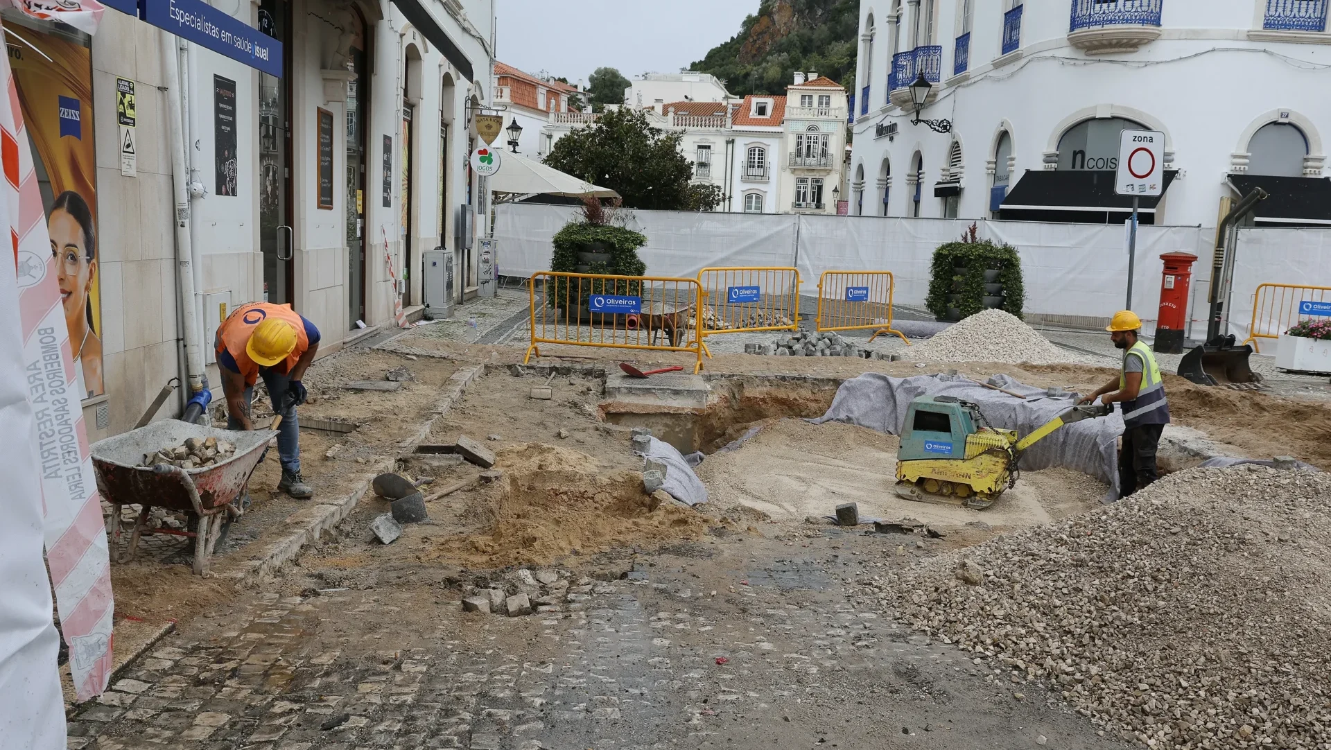 P24 Obras No Buraco Lfc