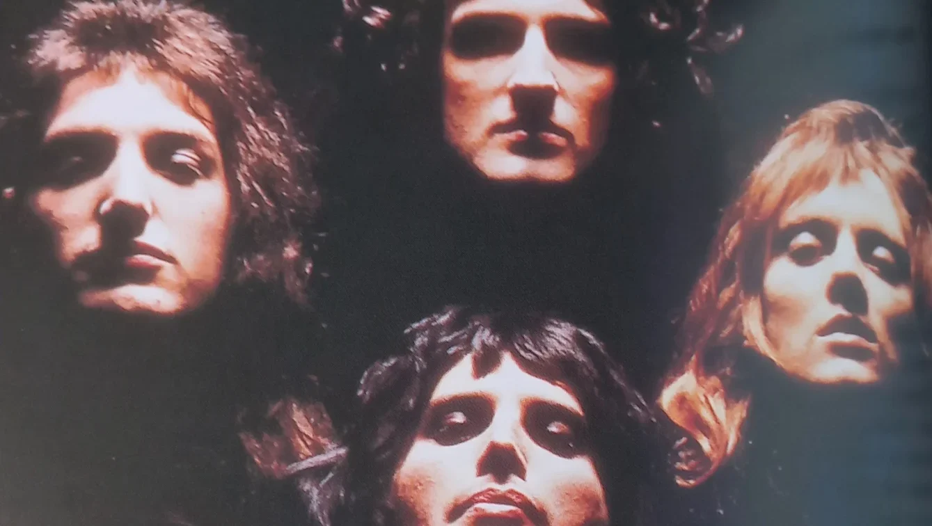 Queen 1