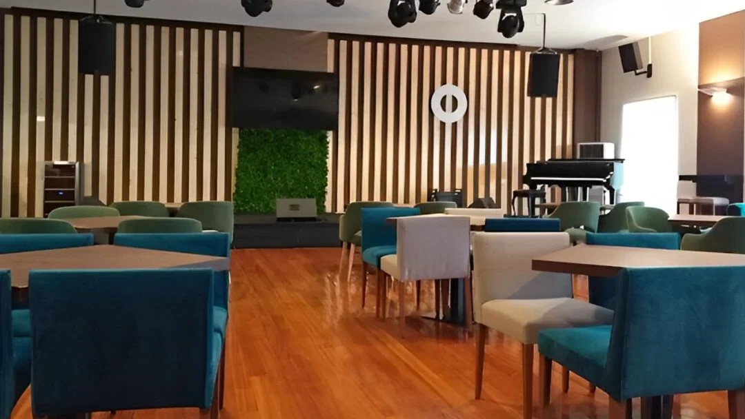 Cafe Concerto