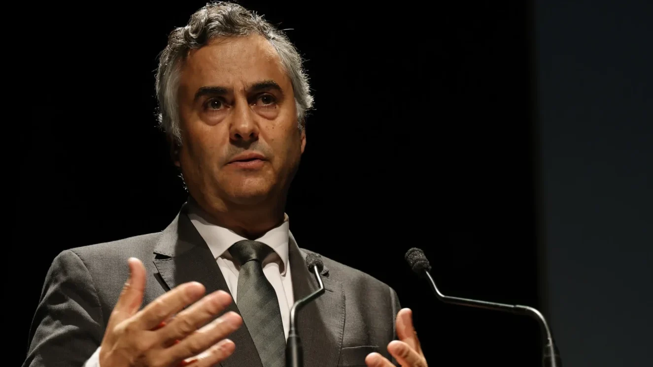 P3 Ministro Fernando Alexandre 16