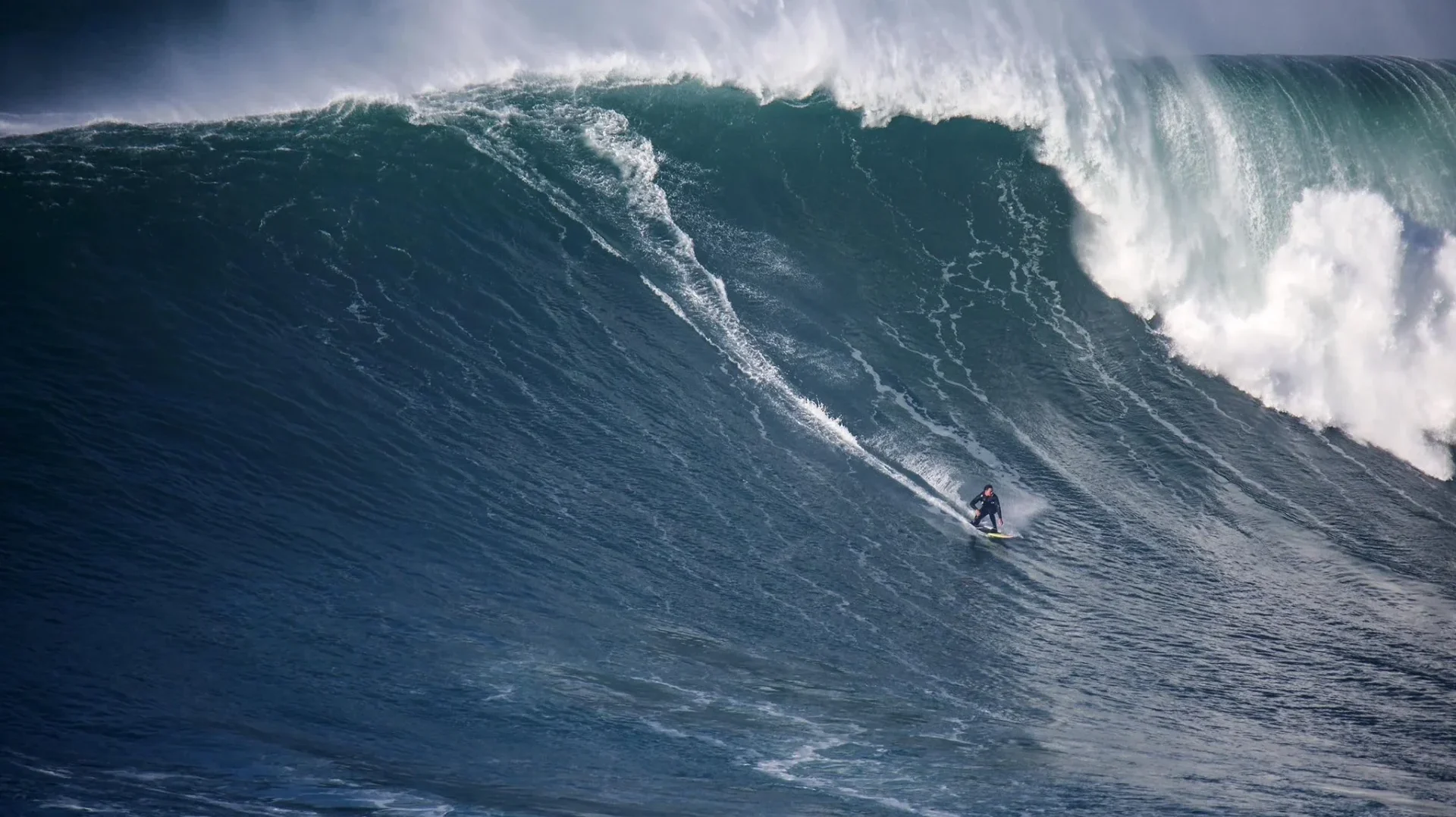 Ondas Gigantes Nazaré Vitor Estrelinha 2