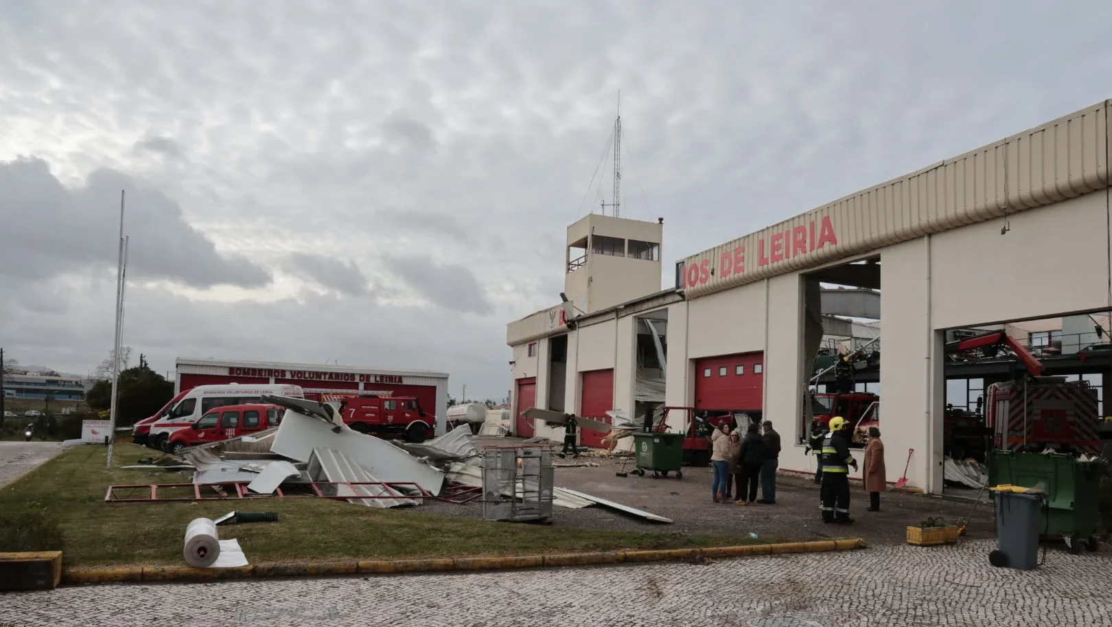 Bombeiros De Leiria Destruição 2 3