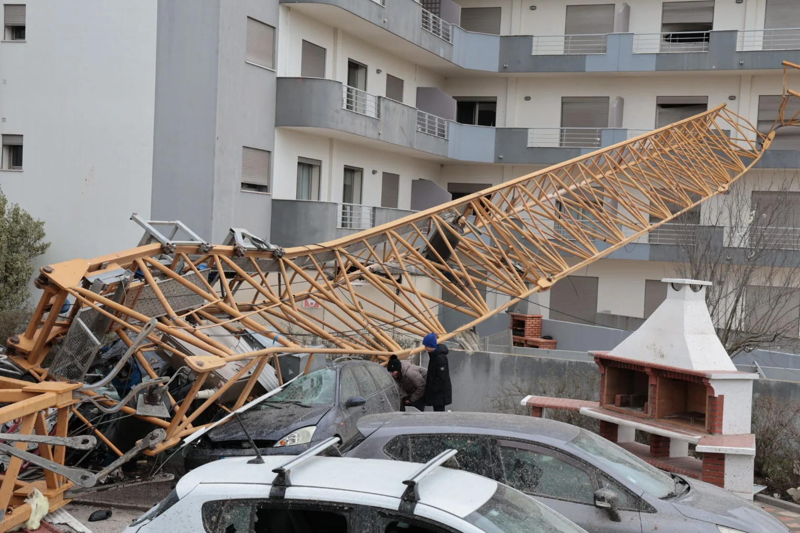 Carros Destruidos Leiria 15