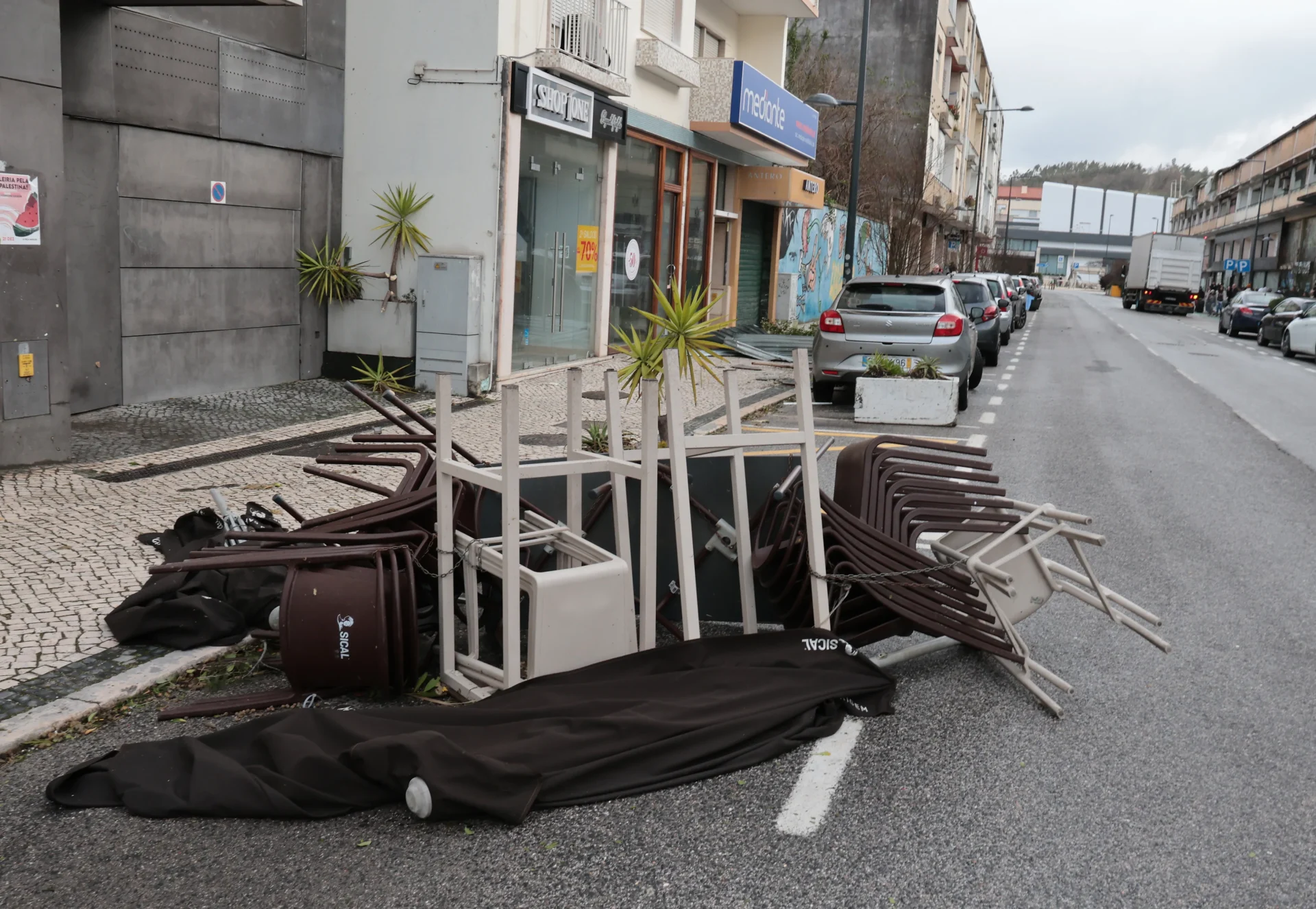 Destruição Total Em Leiria 4