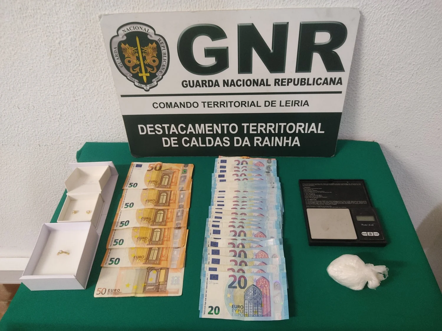 Gnr Leiria Apreensão Alcobaça