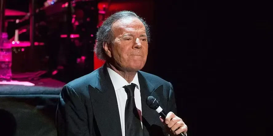 Julio Iglesias