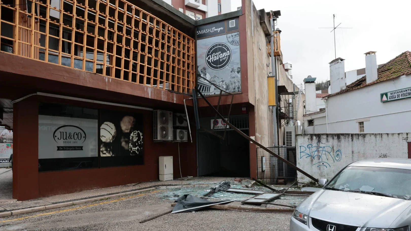 Leiria Destruída Pelo Mau Tempo 24
