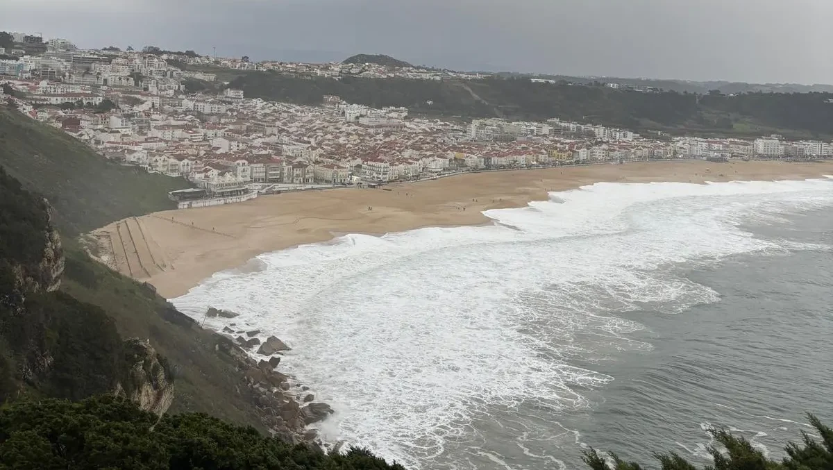 Ondas Na Nazaré