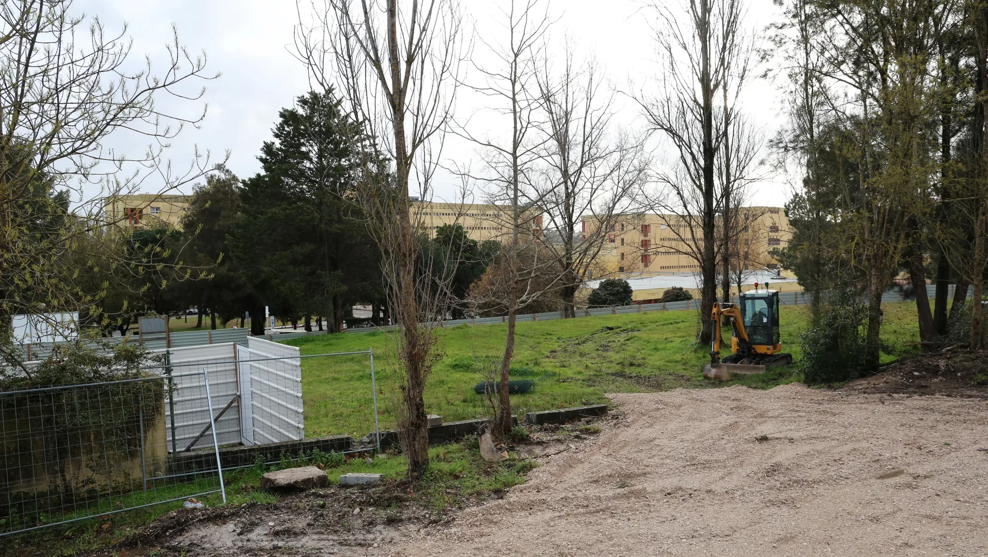 P12 Construção Creche Hospital Leiria Lfc