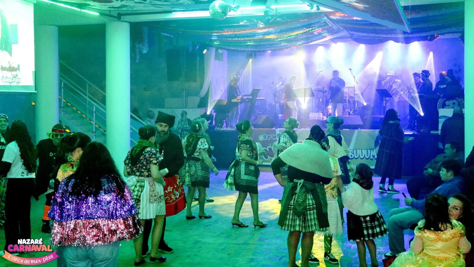 P16 Baile Carnaval Da Nazare Dr