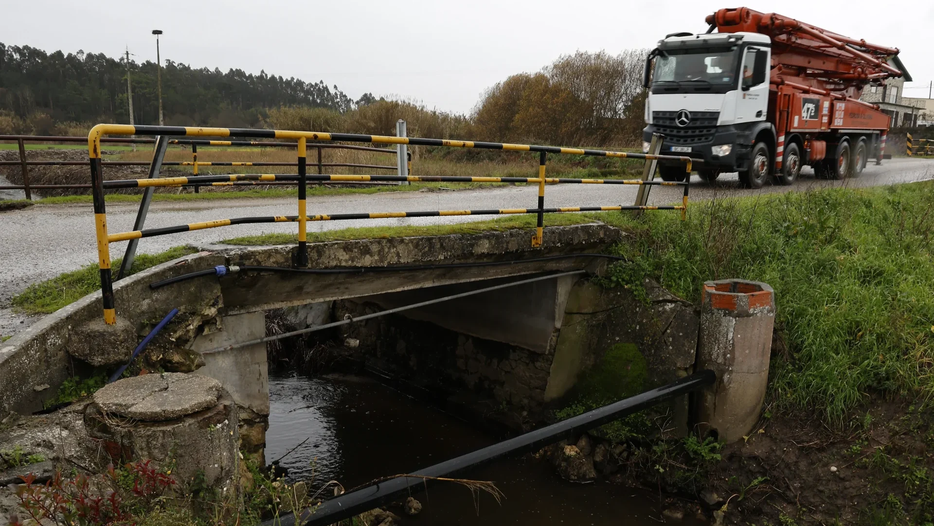 P4 Estrada Dos Campos Do Lis Pontes Em Amor Lfc