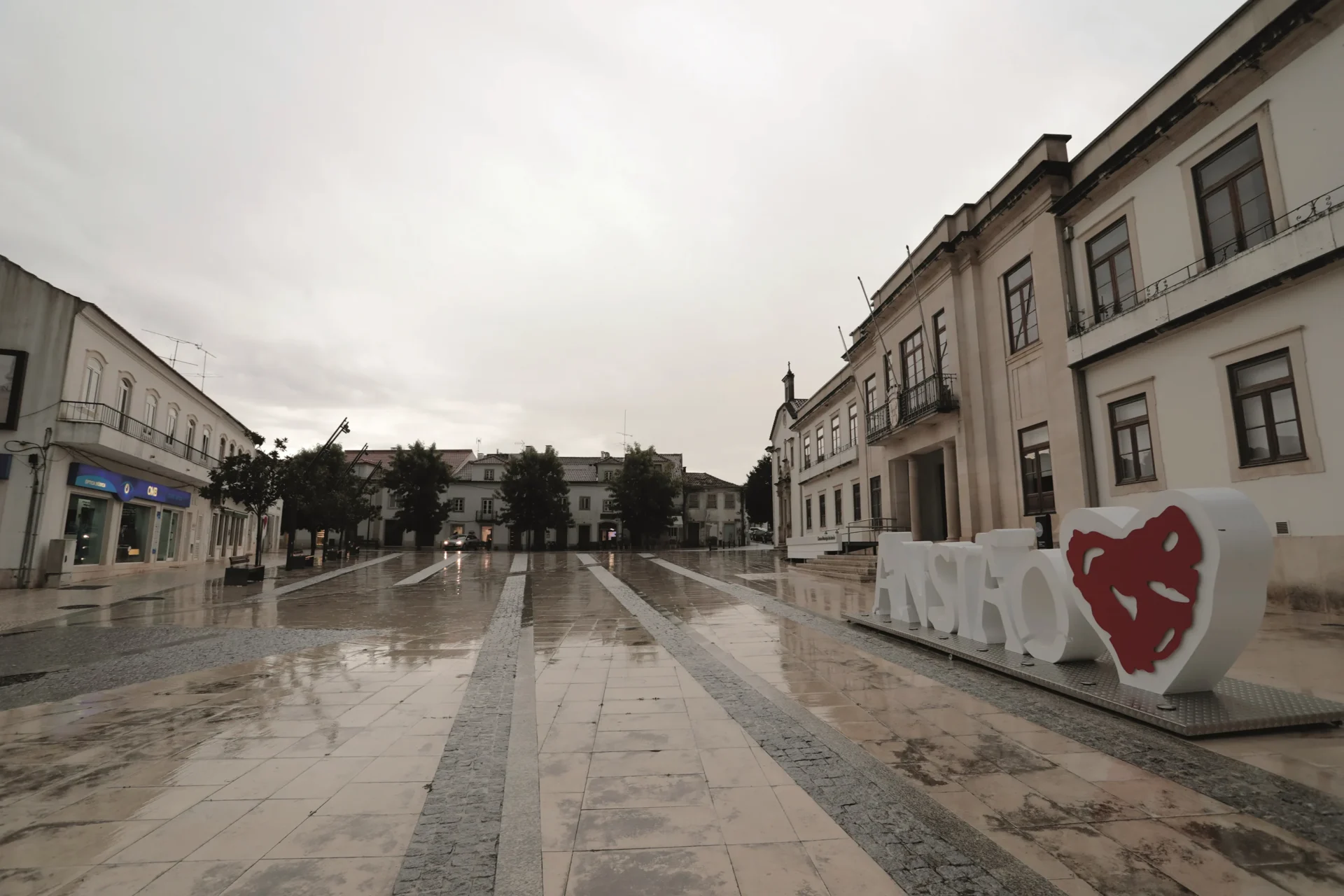 P9 Praça Do Municipio Ansião Lfc