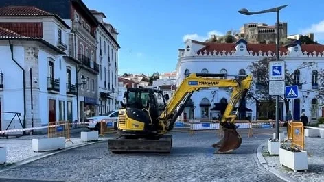 Abatimento De Piso Largo 5 De Outubro