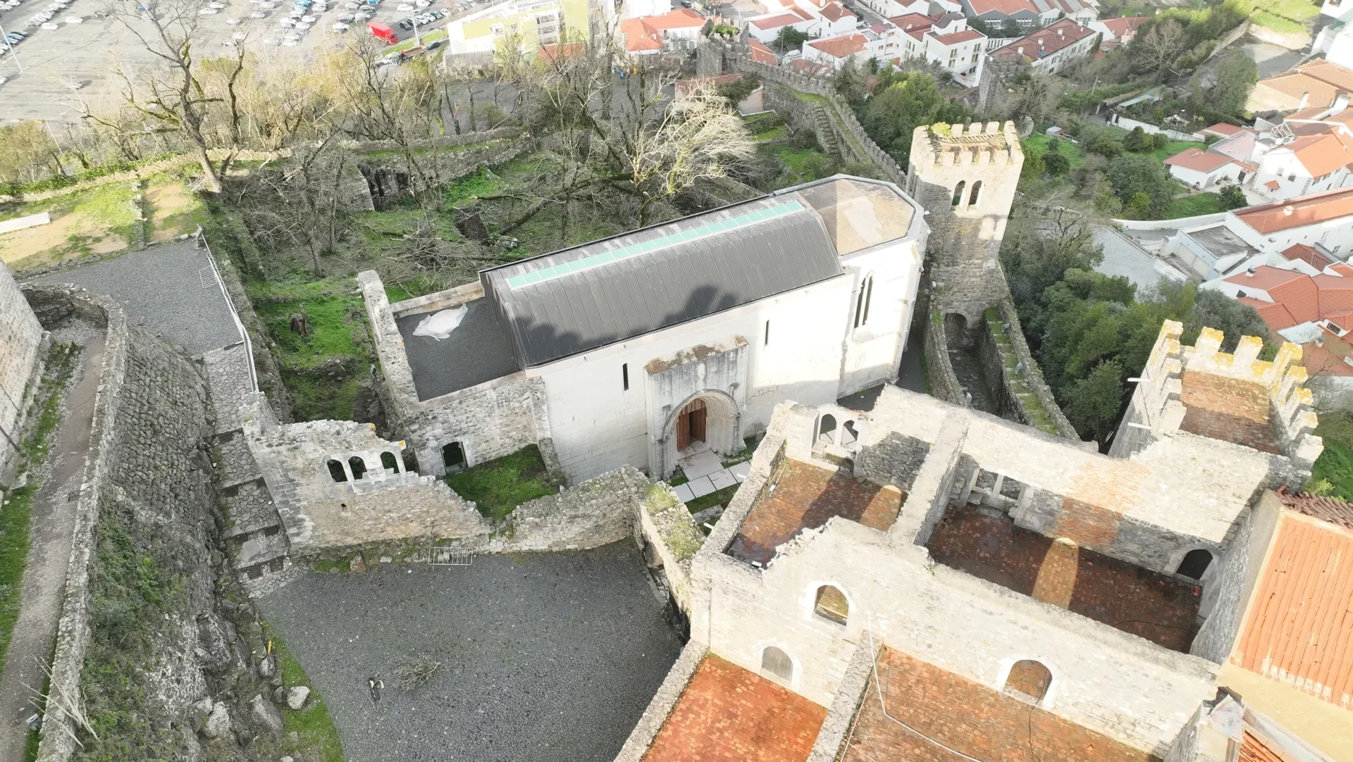 Castelo De Leiria Após Tempestade