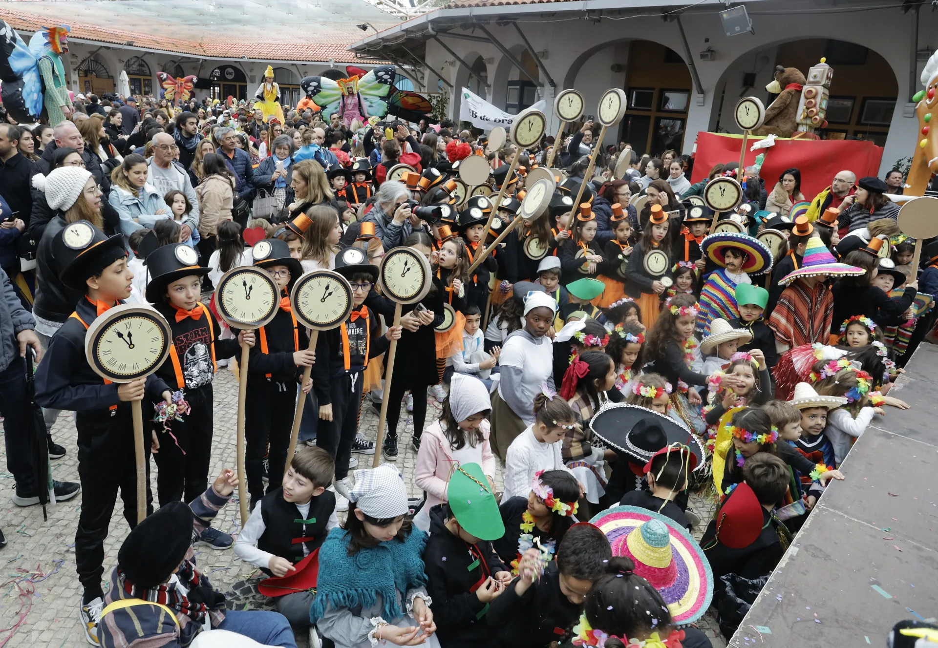 Desfile De Carnaval Crianças Em Leiria 16