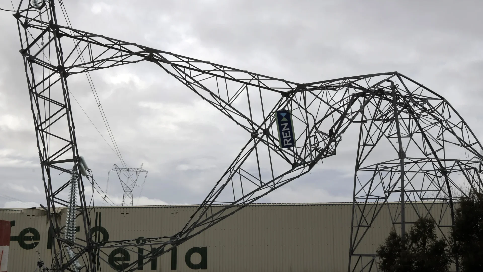 Poste Eletricidade Energia Luz Lfc 2