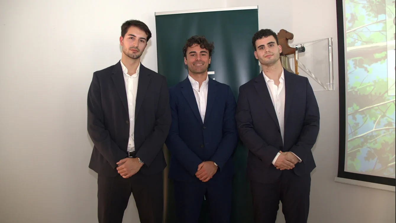 Equipa Da Estg Do Ipleiria Cfa Research Challenge Portugal