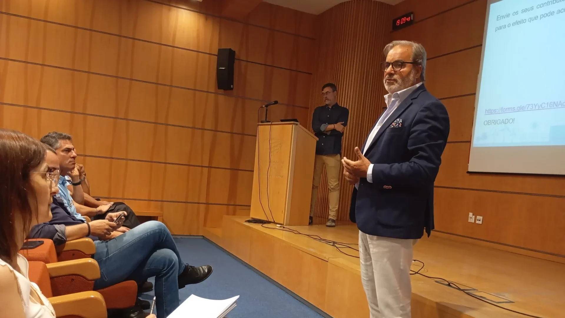 Lino Ferreira Presidente Da Direção Da Acilis Acilis