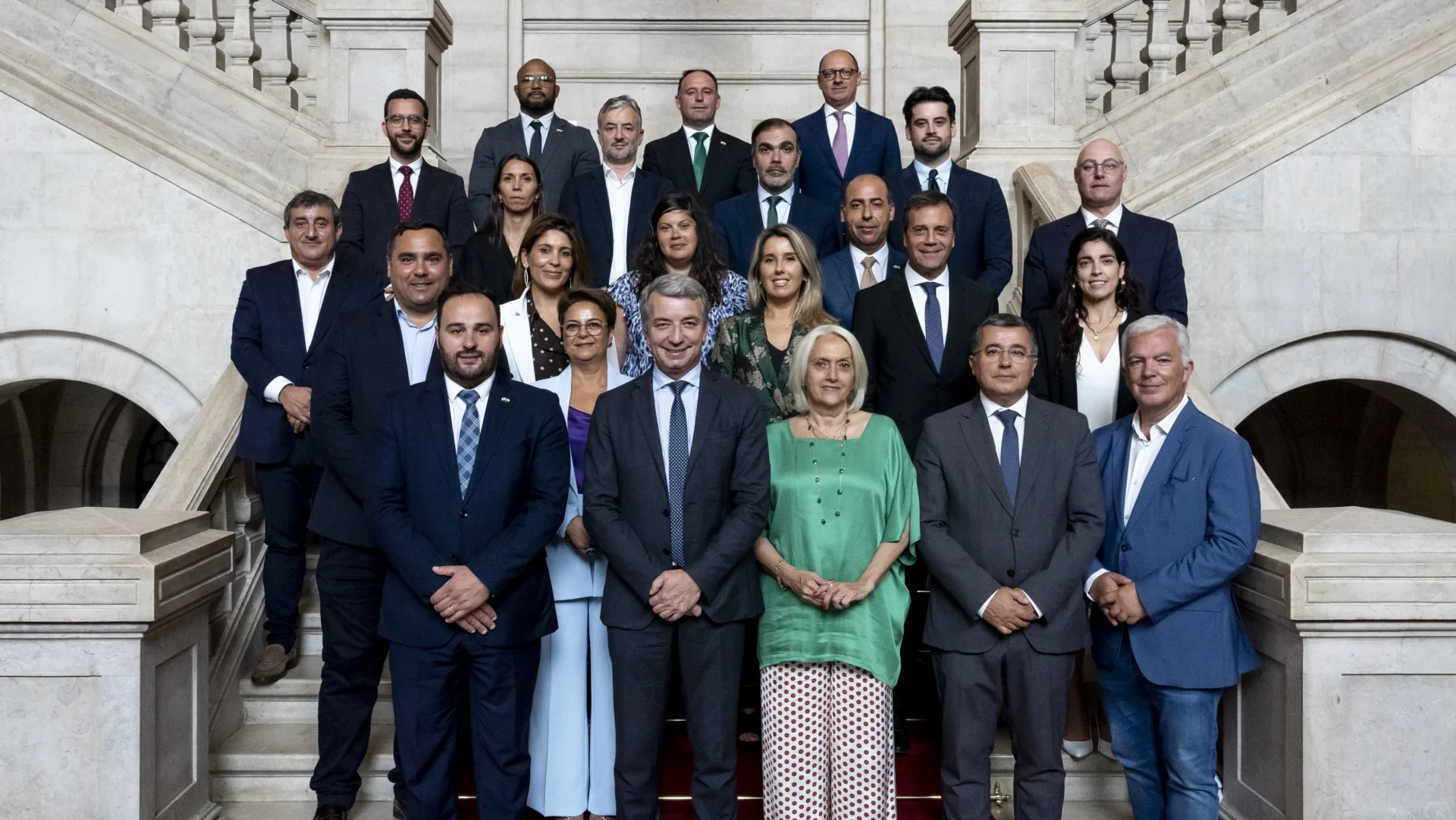 P16 Comissão Da Reforma Do Estado E Poder Local Ar