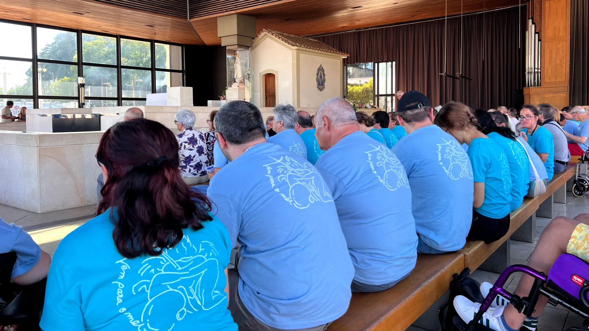 Ferias Vem Para O Meio Santuario De Fatima