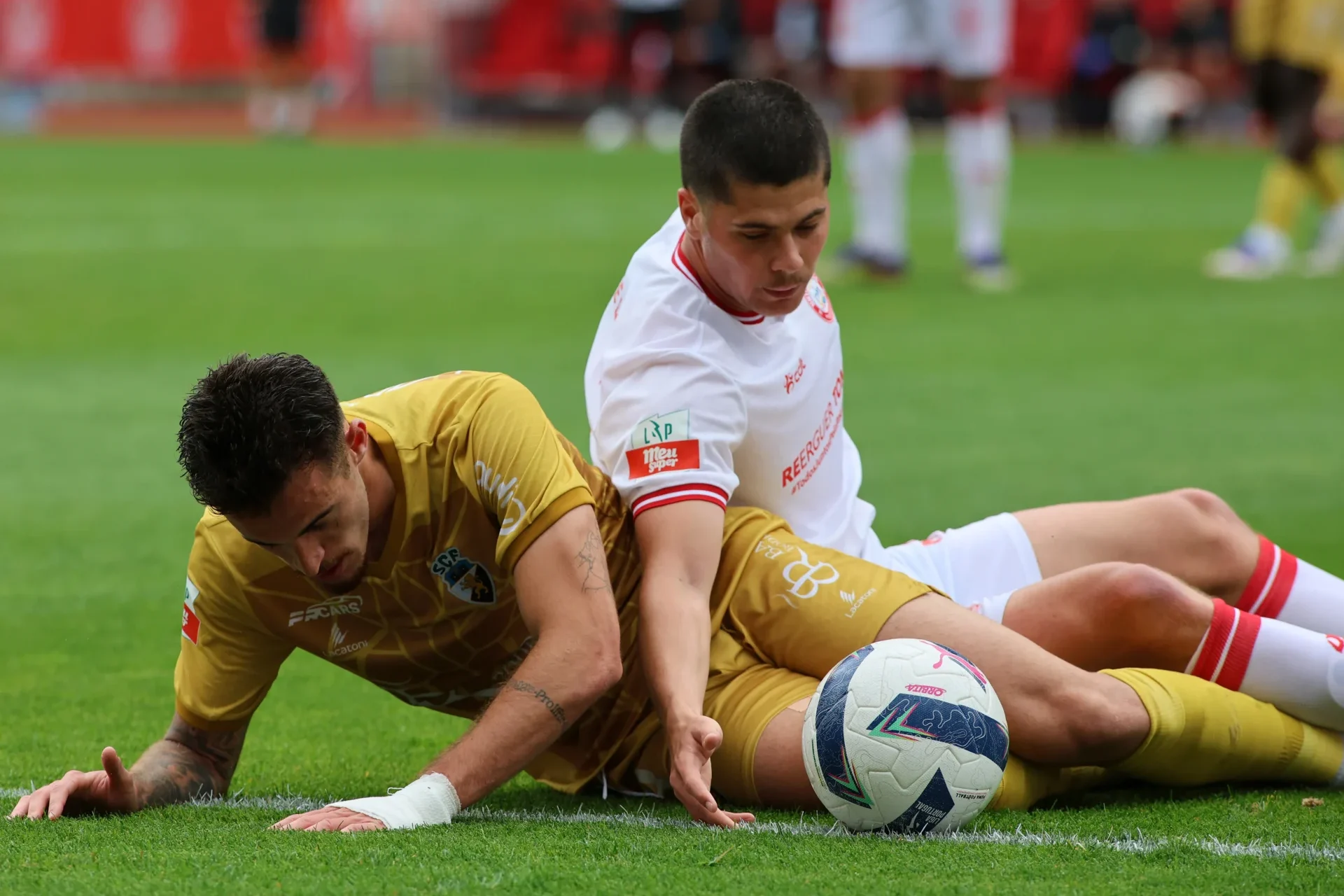 P16 Ud Leiria Farense 12