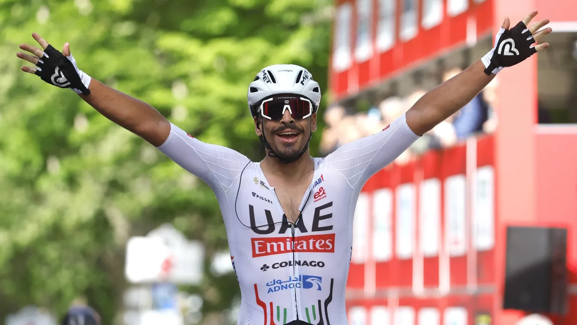 P20 Antonio Morgado Uae Emirates
