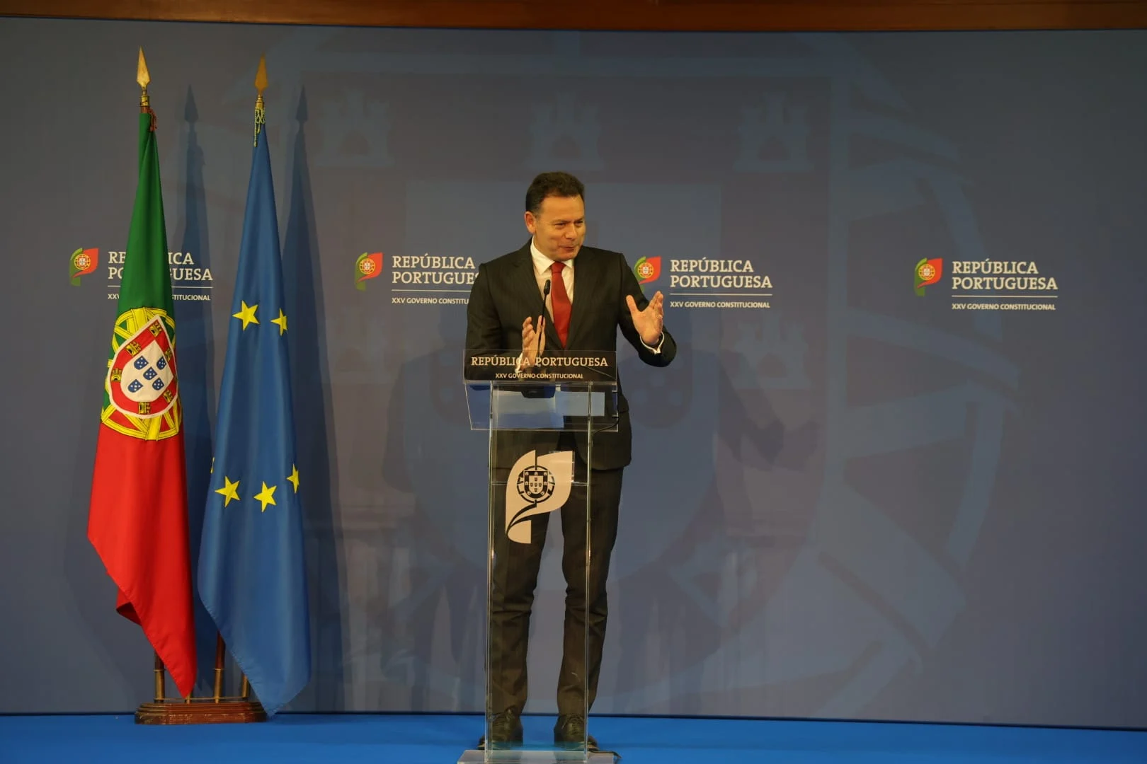 P3 Luís Montenegro
