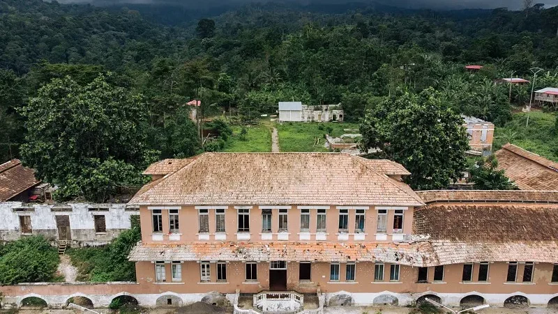 Roças De São Tomé E Príncipe Dr